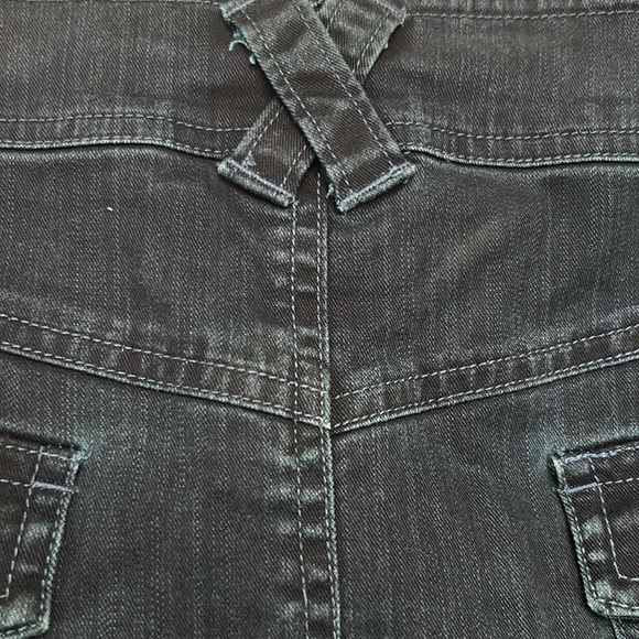 Kuhl like new dark wash denim mini skirt - Picture 13 of 15